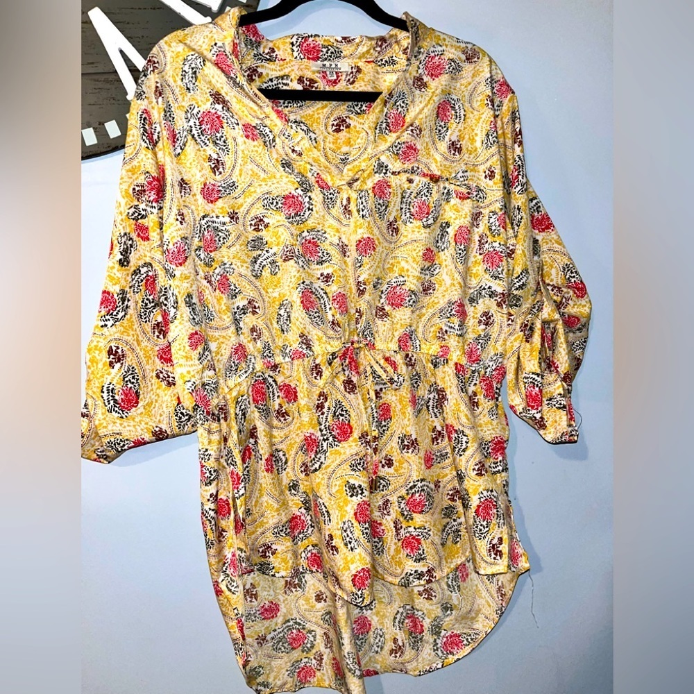 MPH Collection yellow floral blouse size 2X